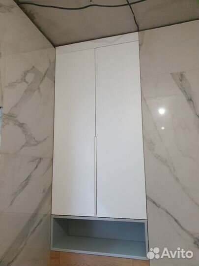 Шкафы и пеналы для санузлов