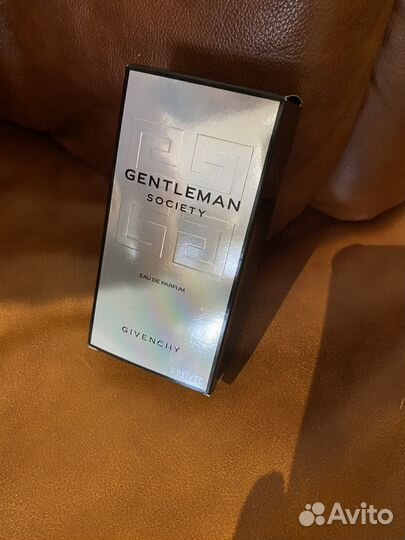 Givenchy gentleman society