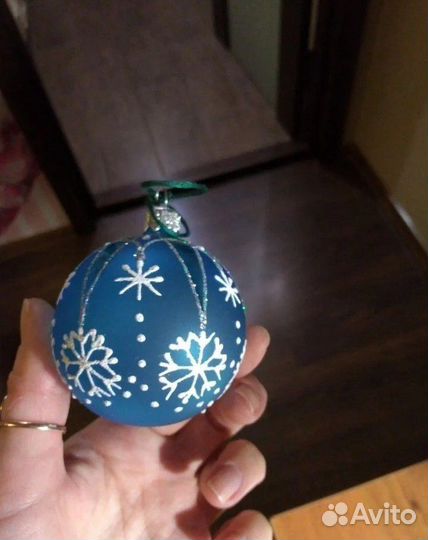 Новогодние игрушки. Новые