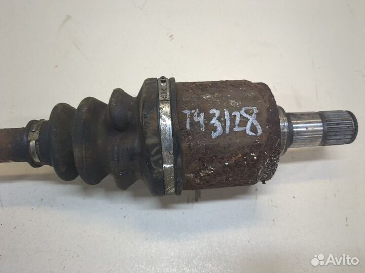 Полуось левая передняя Honda HRV