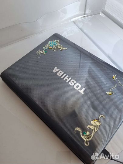 Ноутбук toshiba
