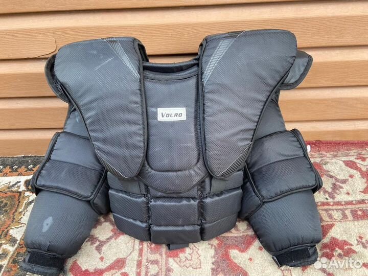 Вратарская хоккейная форма