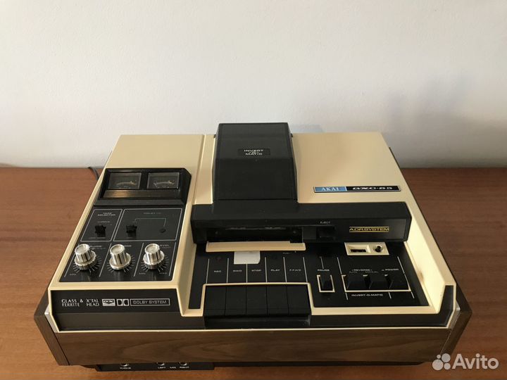 Коллекционный магнитофон Akai GXC-65