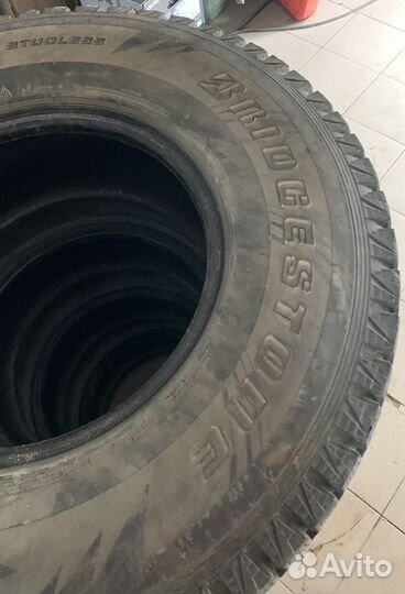 Bridgestone Blizzak DM-Z3 285/75 R16 200