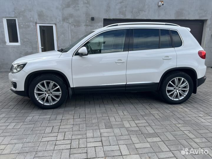 Volkswagen Tiguan 2.0 AT, 2012, 202 000 км