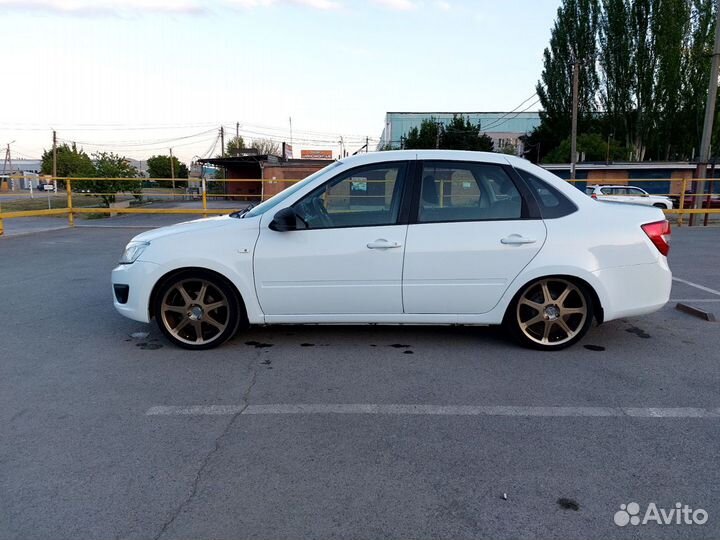 LADA Granta 1.6 МТ, 2017, 134 000 км