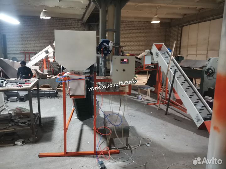 Фасовочный аппарат для песка, угля, щебня, гравия