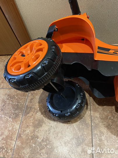 Квадроцикл каталка-толокар