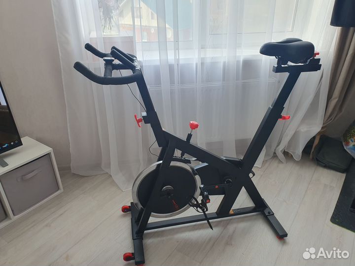 Велотренажер domyos biking100