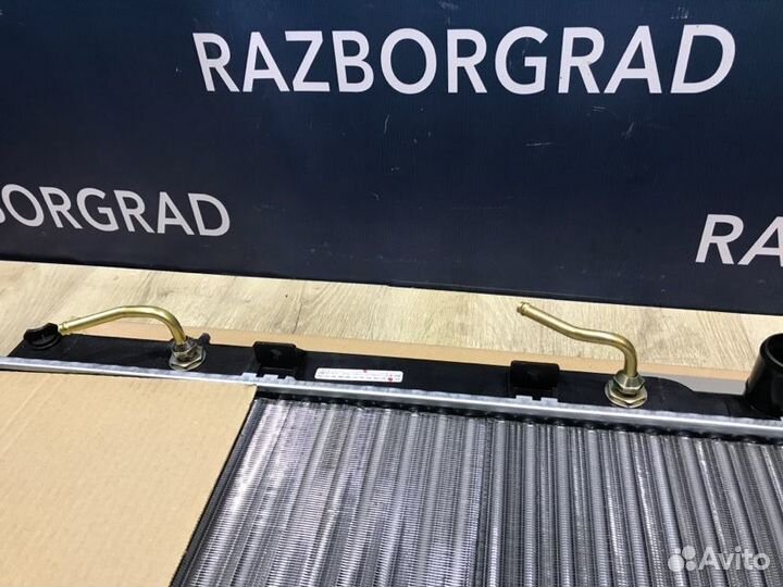 Радиатор охлаждения Mitsubishi Outlander 1 АКПП