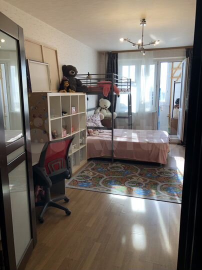 Комната 18 м² в 3-к., 15/18 эт.