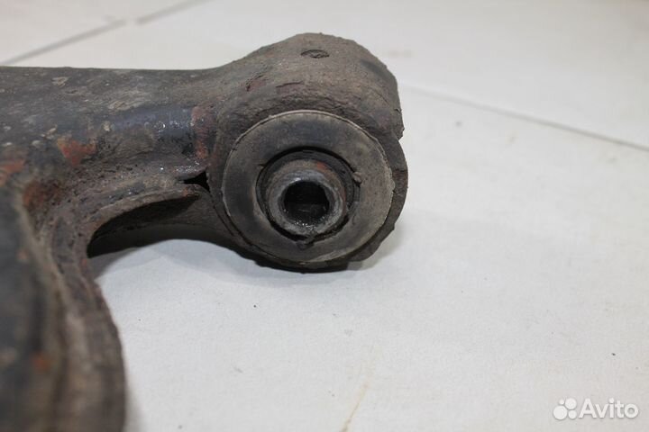 Рычаг передний левый правый Opel Astra H