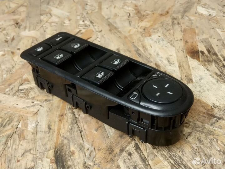 Блок кнопок стеклоподъемников Granta Datsun Nissan