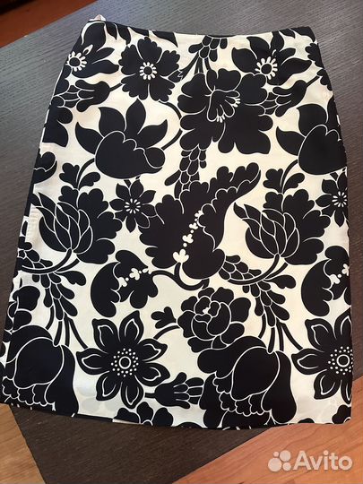 Продаю юбку Daniel Hechter