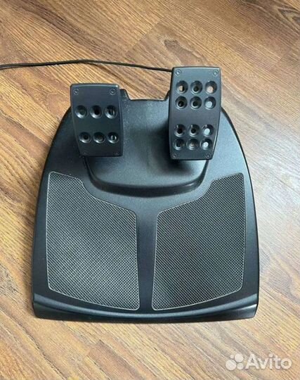 Игровой руль logitech momo racing 900 градусов