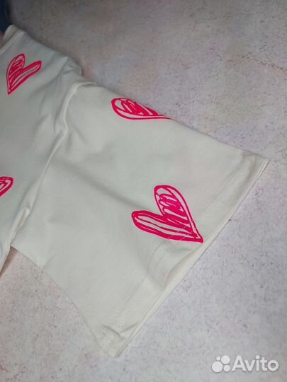 Женская футболка сердечки оверсайз