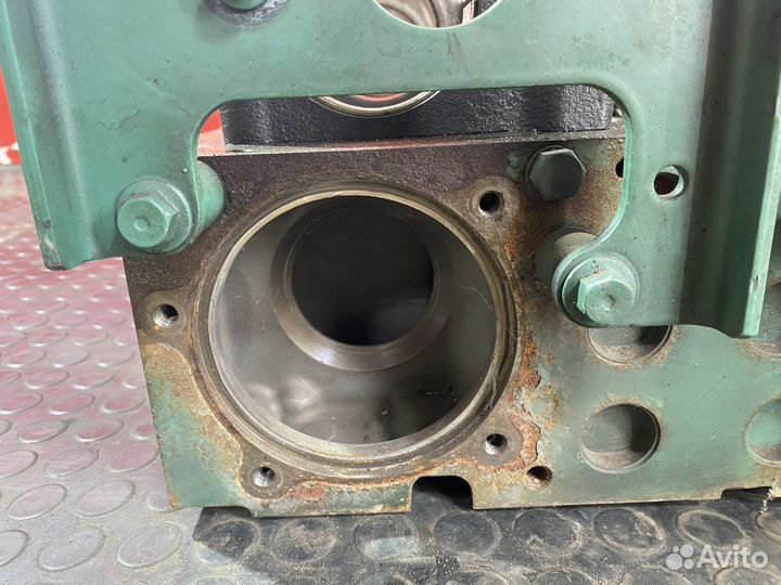 Головка блока цилиндров Renault T, Volvo FH