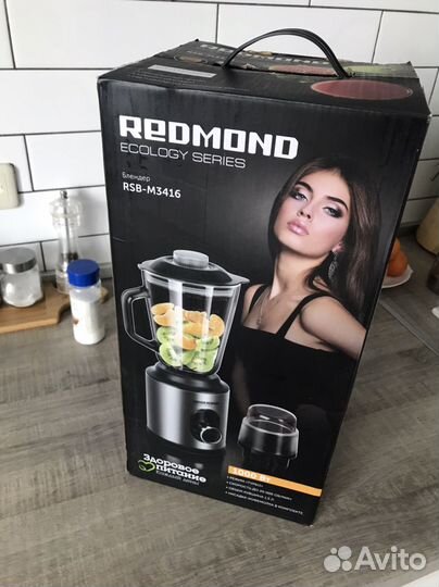 Блендер rsb-m3416 Redmond
