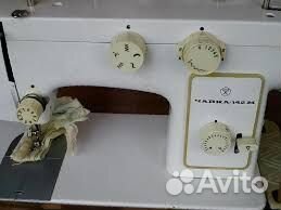 Швейная машинка Чайка 142м