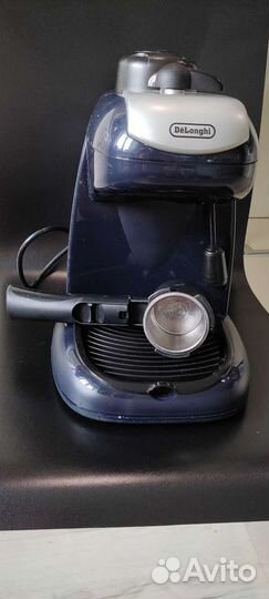 Кофеварка рожковая Delonghi