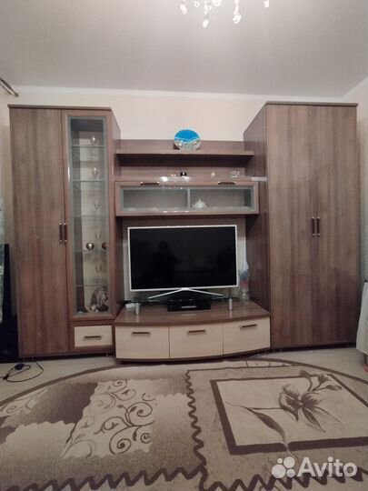 Стенка в гостиную бу