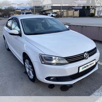 Volkswagen Jetta 1.4 AMT, 2013, 192 000 км, с пробегом, цена 1 150 000 руб.