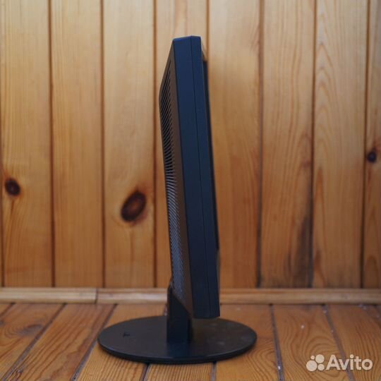 Монитор ЖК 19