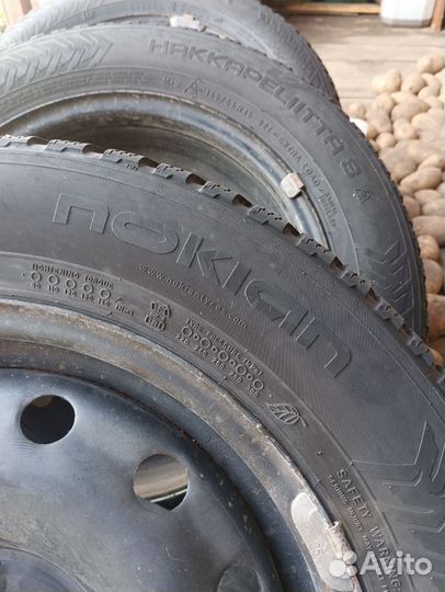 Nokian Tyres Hakkapeliitta 8 185/65 R15
