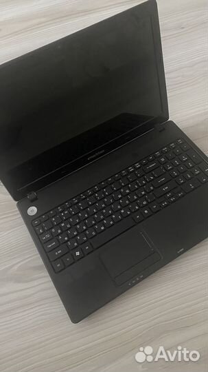 Ноутбук Emachines E732