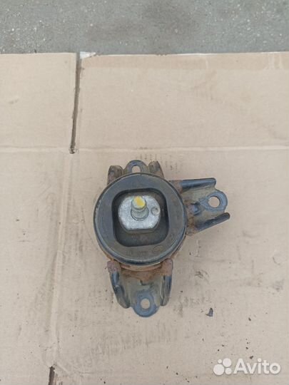 Опора двигателя hyundai i30/ kia ceed