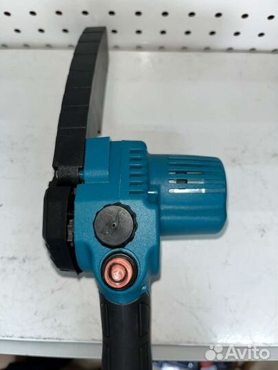 Пила аккумуляторная цепная с масляным насосом Krot