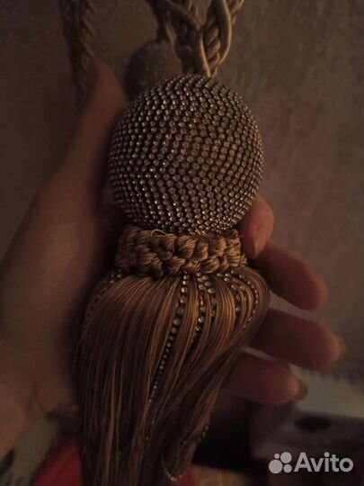 Королевские держатели для штор