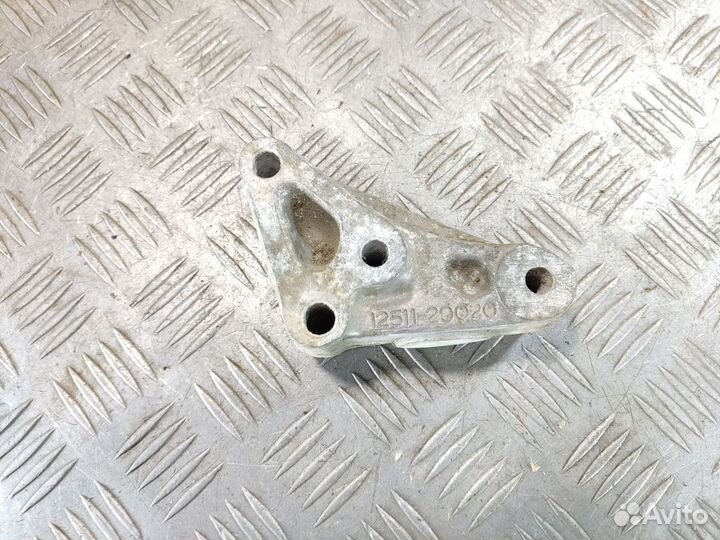 Кронштейн генератора Lexus Rx 1998 2003