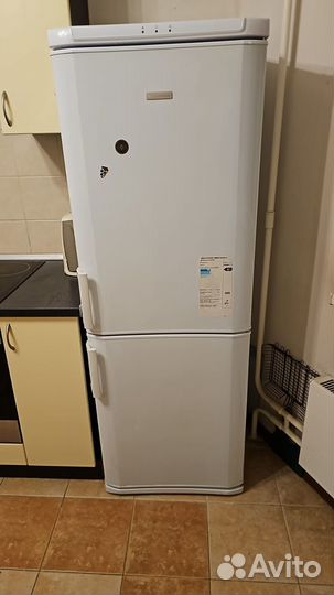 Продам холодильник