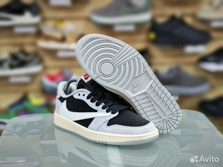 Nike Air Jordan 1 Low x Travis Scott Light Grey