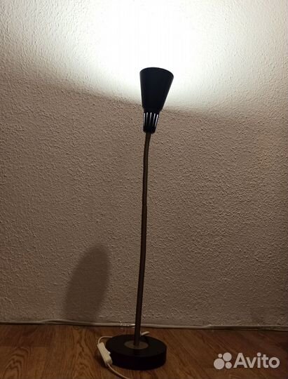 Настольная лампа IKEA