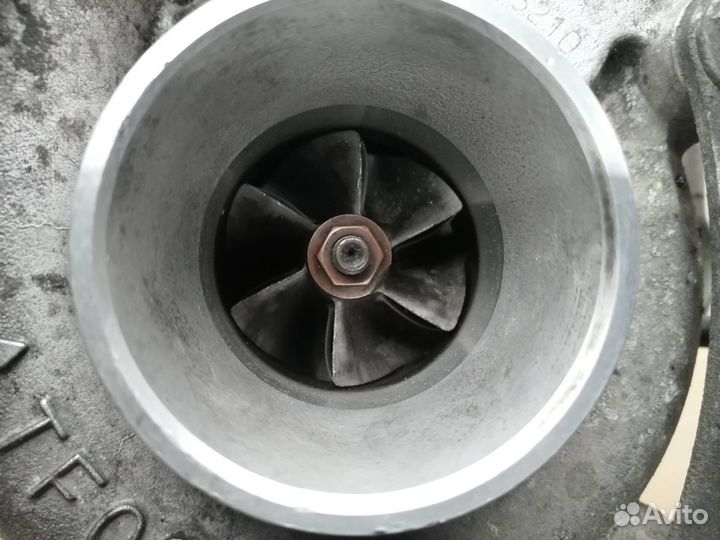 Турбина mitsubishi Delica 4M40