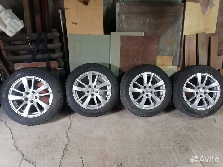 Yokohama Ice Guard Stud IG55 185/60 R15
