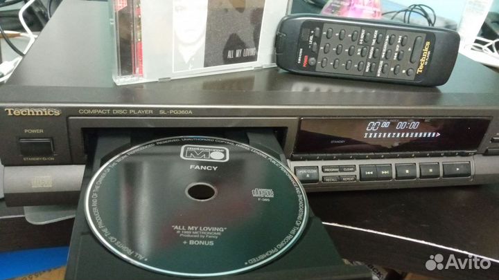 CD плеер Technics с пультом