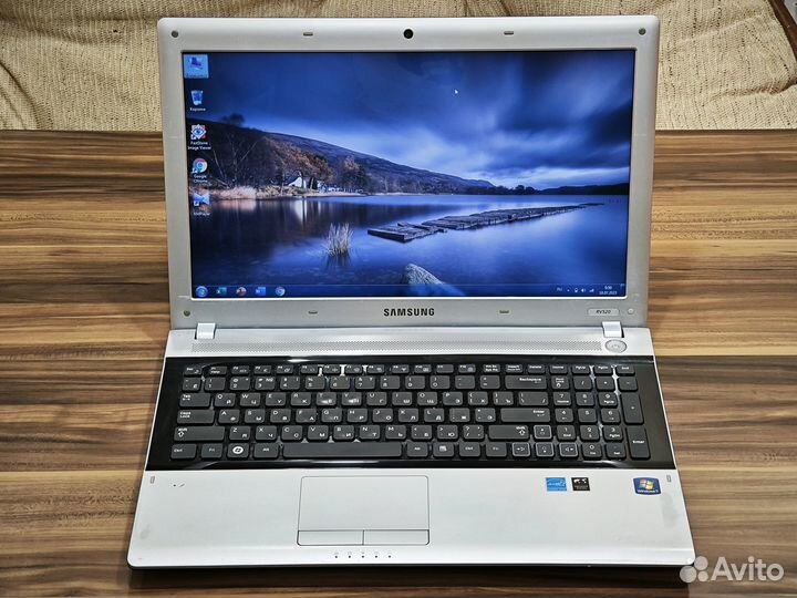 Ноутбук Samsung RV520 (Core i5, GT 520M, SSD 256)