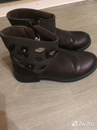 Ботинки для девочки