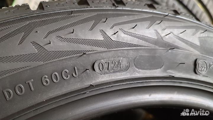 Ikon Tyres Nordman 7 215/60 R16 99T