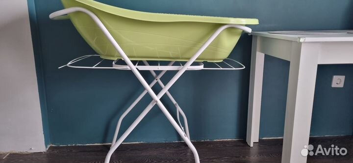 Ванночка для купания с подставкой