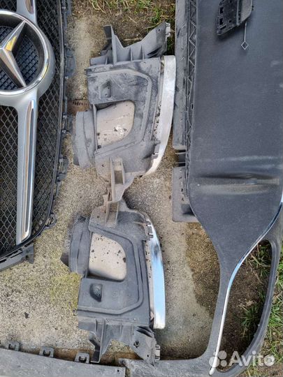 Решётки радиатора и диффузор заднего бампера w213