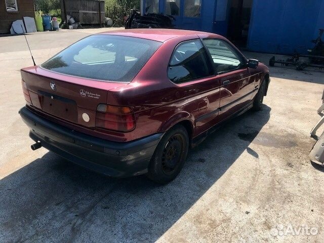 Разбор на запчасти BMW 3 E36