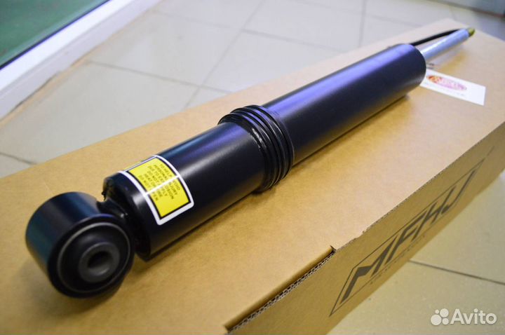 Амортизатор задний VW Touareg NF 7P 2010-18