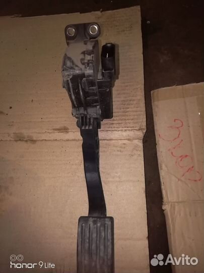 Педаль газа Форд Фокус 2 симакс