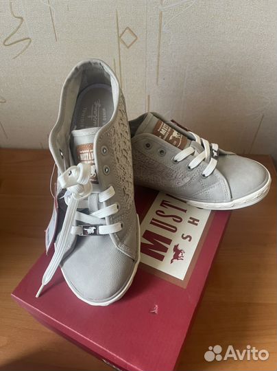 Кеды Mustang новые 32,40