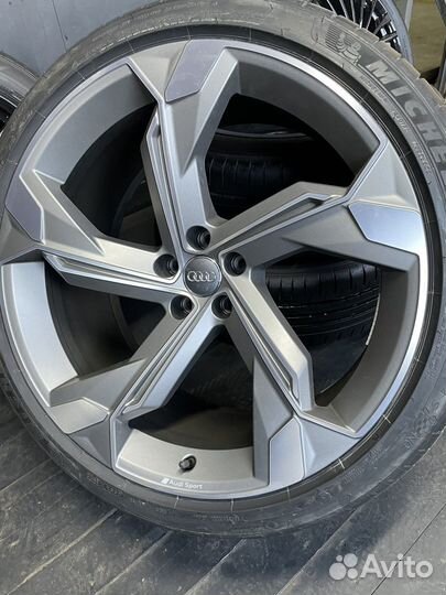 Новые оригинальные диски Audi E-Tron S R22