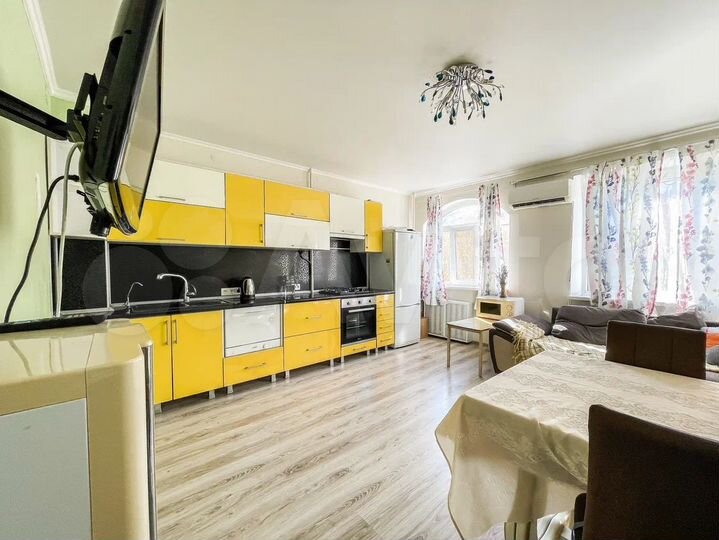 3-к. квартира, 92,5 м², 4/10 эт.